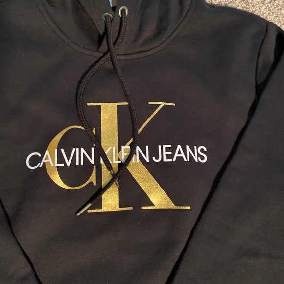 Calvin Klein Black and Gold hoodie - Picture 3 of 3
